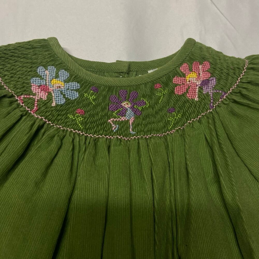 Secret Wishes Smocked Dress Corduroy Green Pixies Elastic Sleeves Size 6 EUC